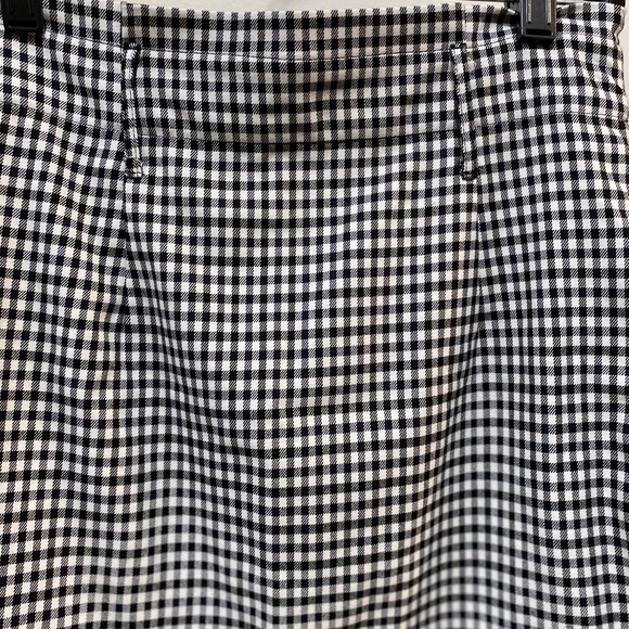 NWT LF mini skirt - Picture 2 of 8